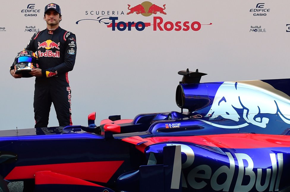 El circuito de Montmeló fue el escenario elegido por Toro Rosso para presentar su nuevo monoplaza para esta temporada.